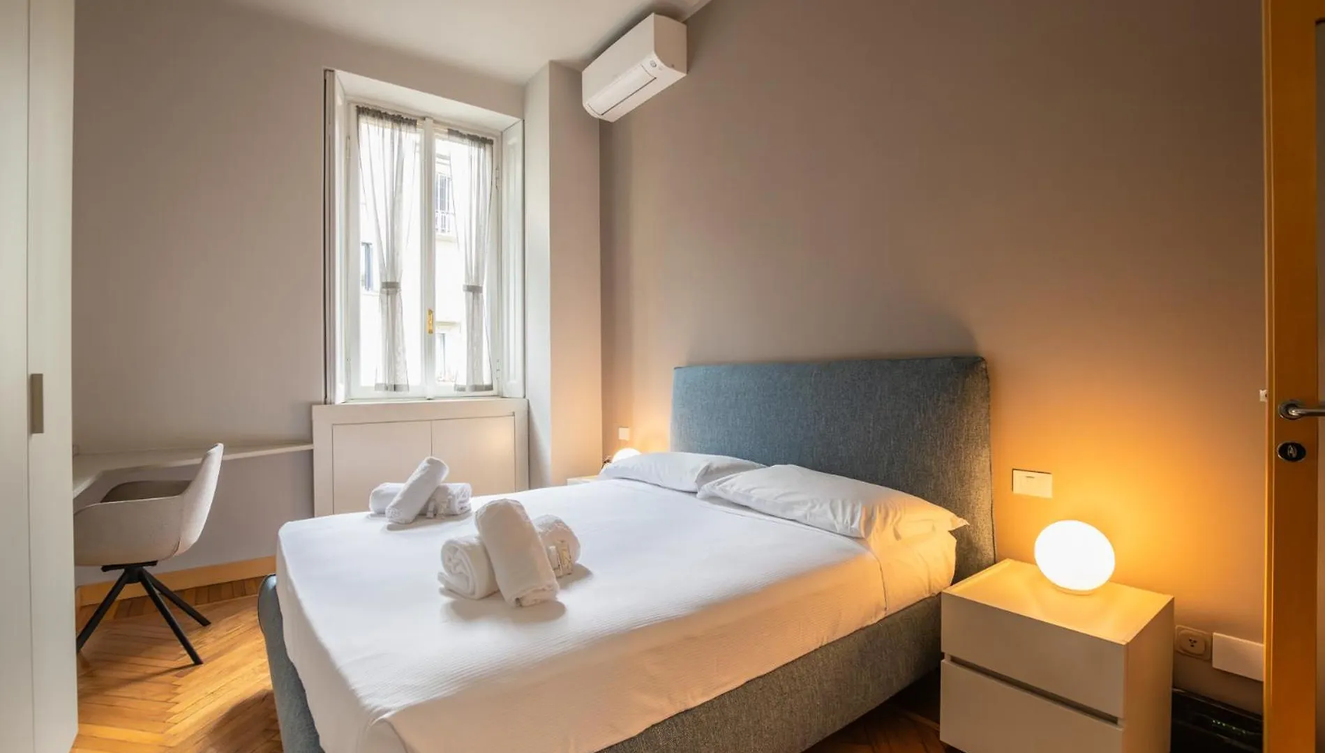 Vercelli Elegance Home Milán Itálie